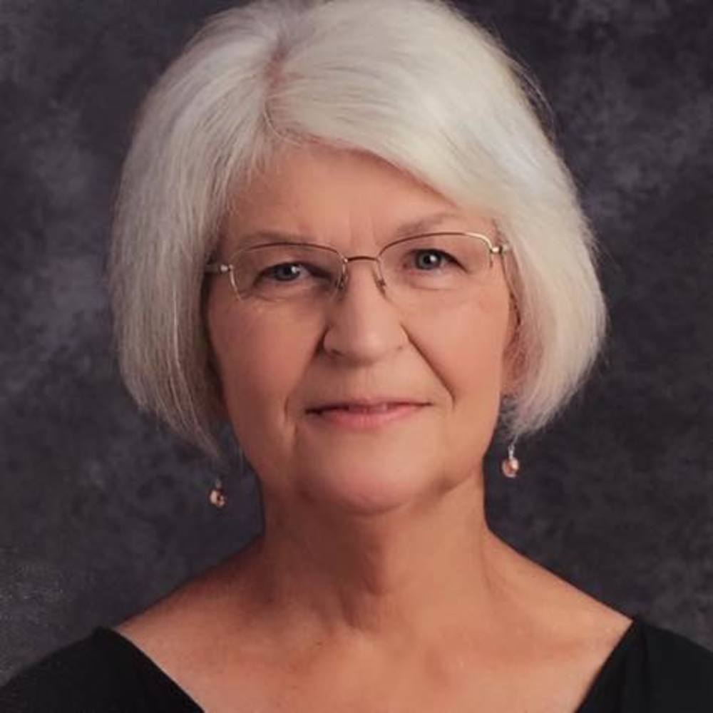 Meet your Posher, Carol